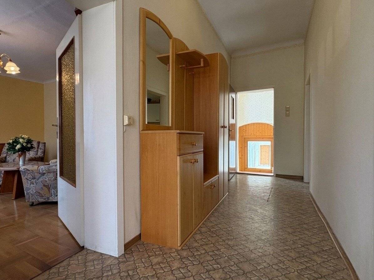 Big plans need space | 1,337 m² plot | space for hobbies and vehicles | masonry barn | 2 driveways