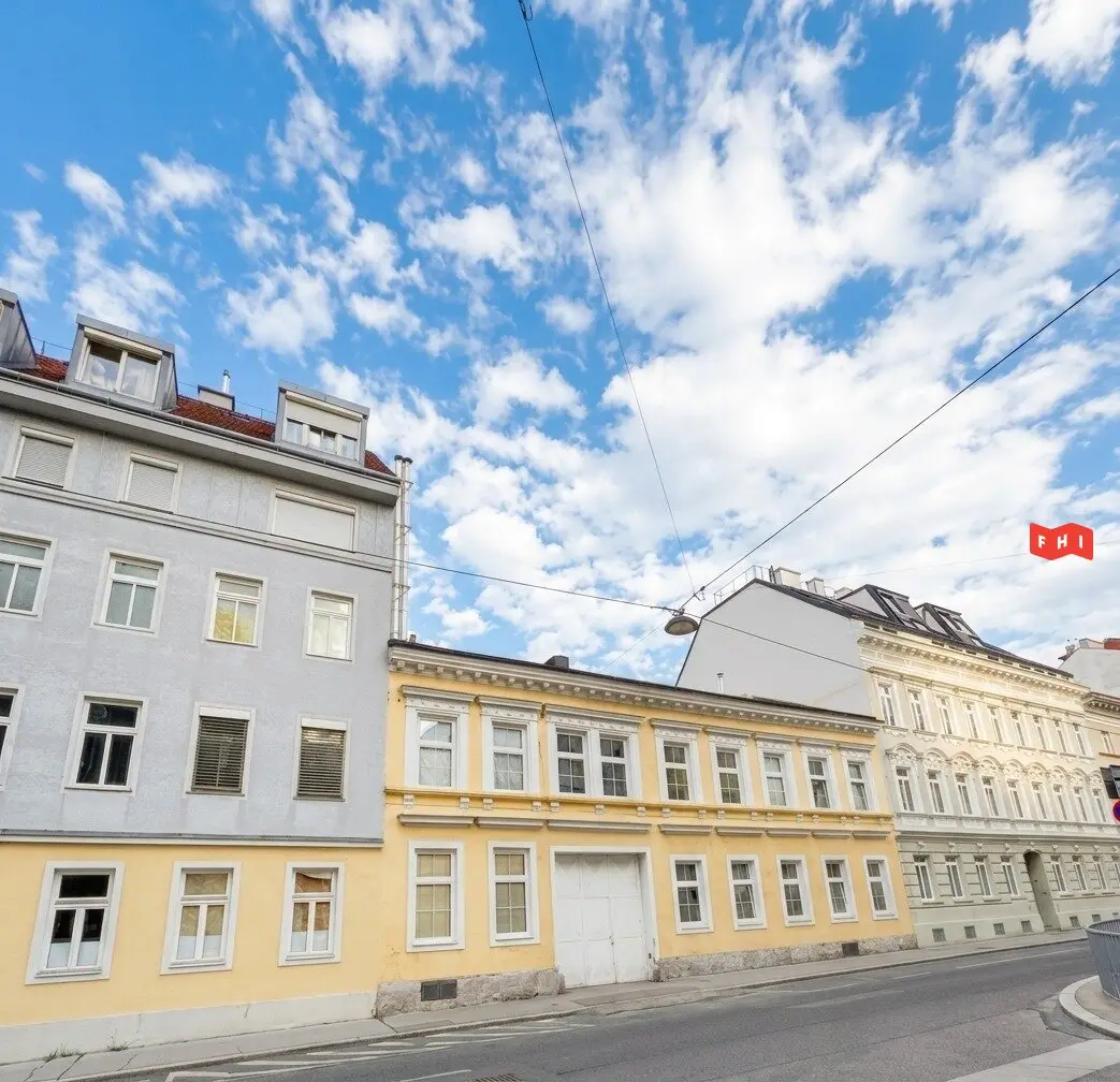 Development tenement building in quiet location near U-Bahn