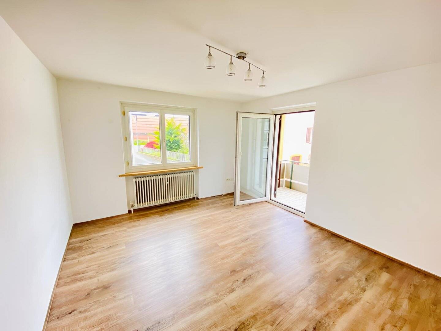 Ideal for cross-border commuters: Charming 2-room apartment with balcony in Hohenems for rent