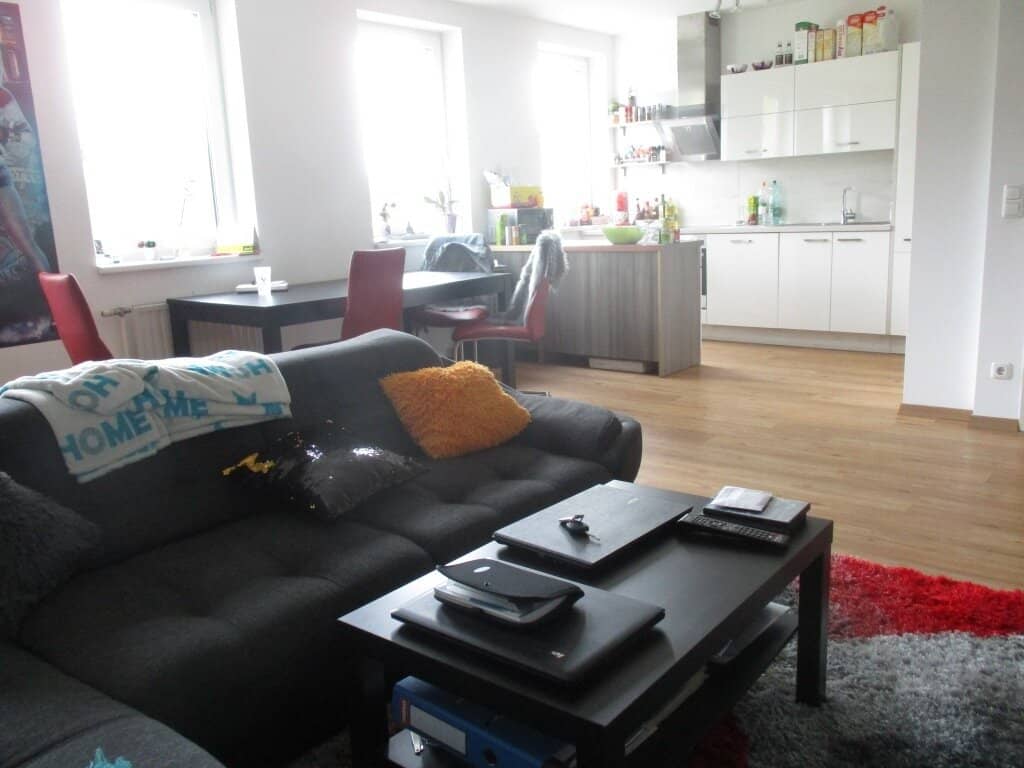 Well rented 2-room investment apartment with kitchen unit and underground parking space in Kapfenberg for sale
