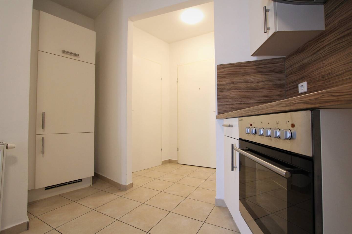 Short-term rental Beautiful furnished 2-room apartment in prime location