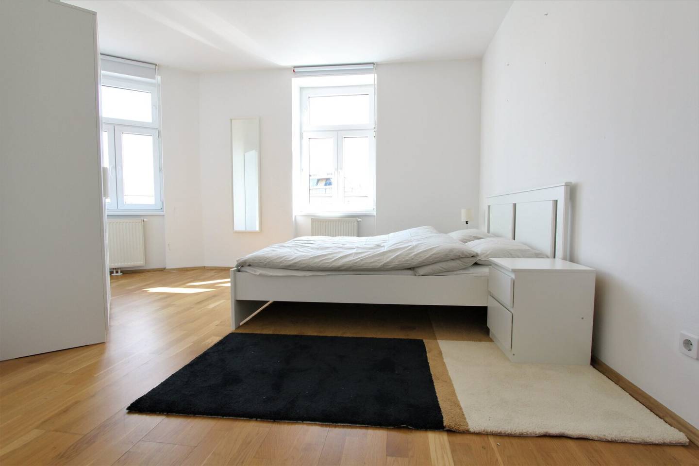 Short-term rental Beautiful furnished 2-room apartment in prime location