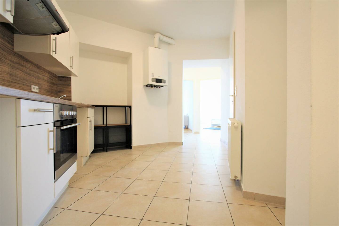 Short-term rental Beautiful furnished 2-room apartment in prime location