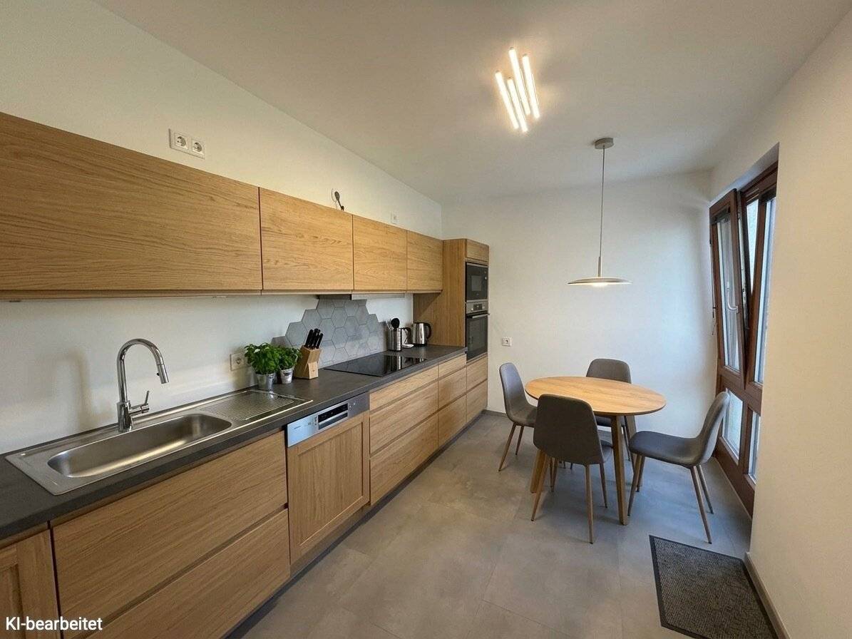 Bright 3-room apartment I Near subway