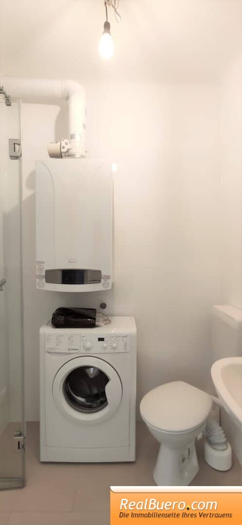 OPEN-ENDED CITY APARTMENT IN QUIET LOCATION