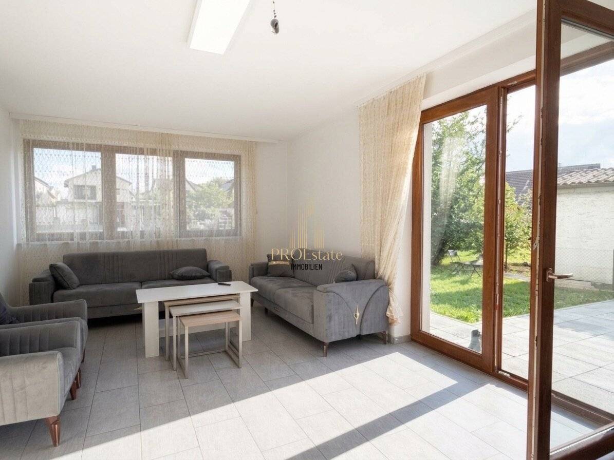 Modernes Einfamilienhaus in Haag – 936 m² Grundstück, große Terrasse &amp; Garage