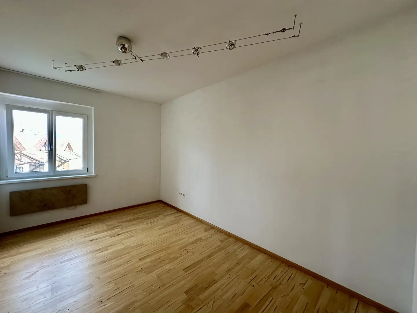 3-Zimmer Wohnung in der Spechtgasse // Dachgeschoss // Mödling // 77,78m² // Loggia!