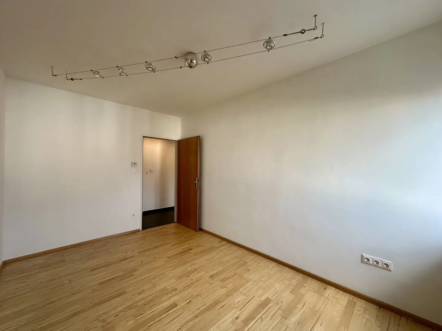 3-Zimmer Wohnung in der Spechtgasse // Dachgeschoss // Mödling // 77,78m² // Loggia!