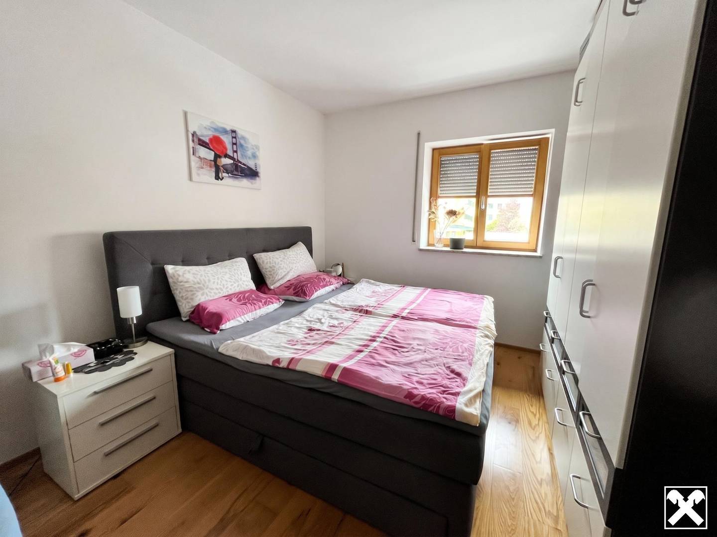 Investment apartment with large courtyard garden and attic potential
