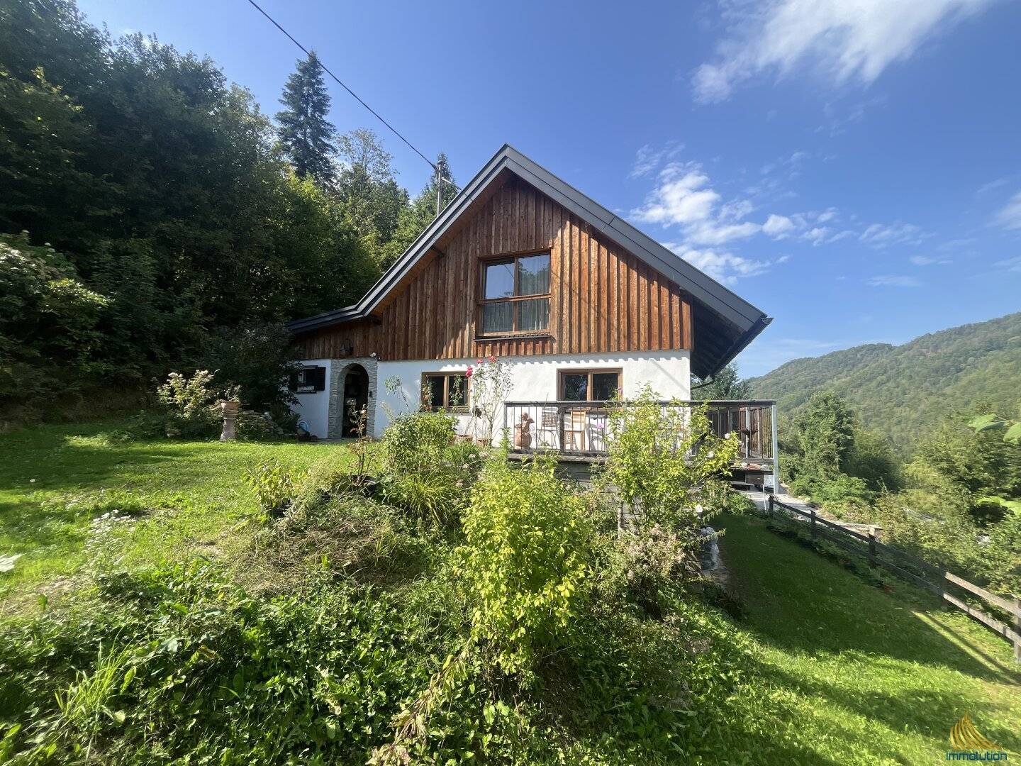 Einzigartiges, saniertes Einfamilienhaus mit Donaublick