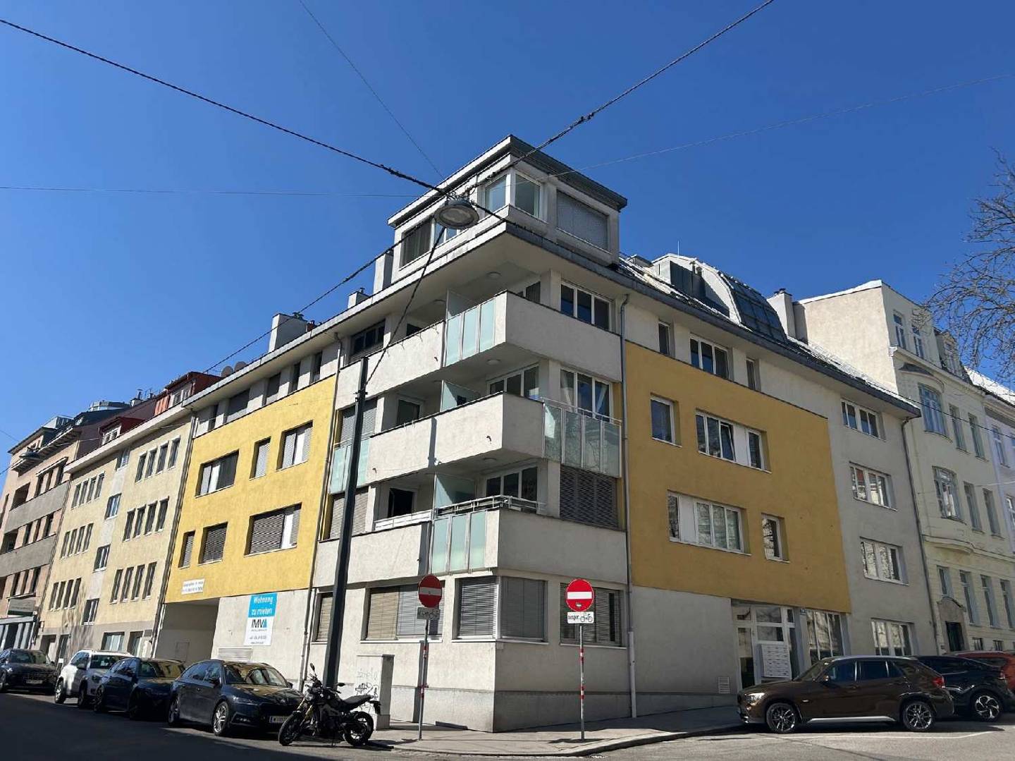 Neubauwohnung mit Balkon gut angebunden