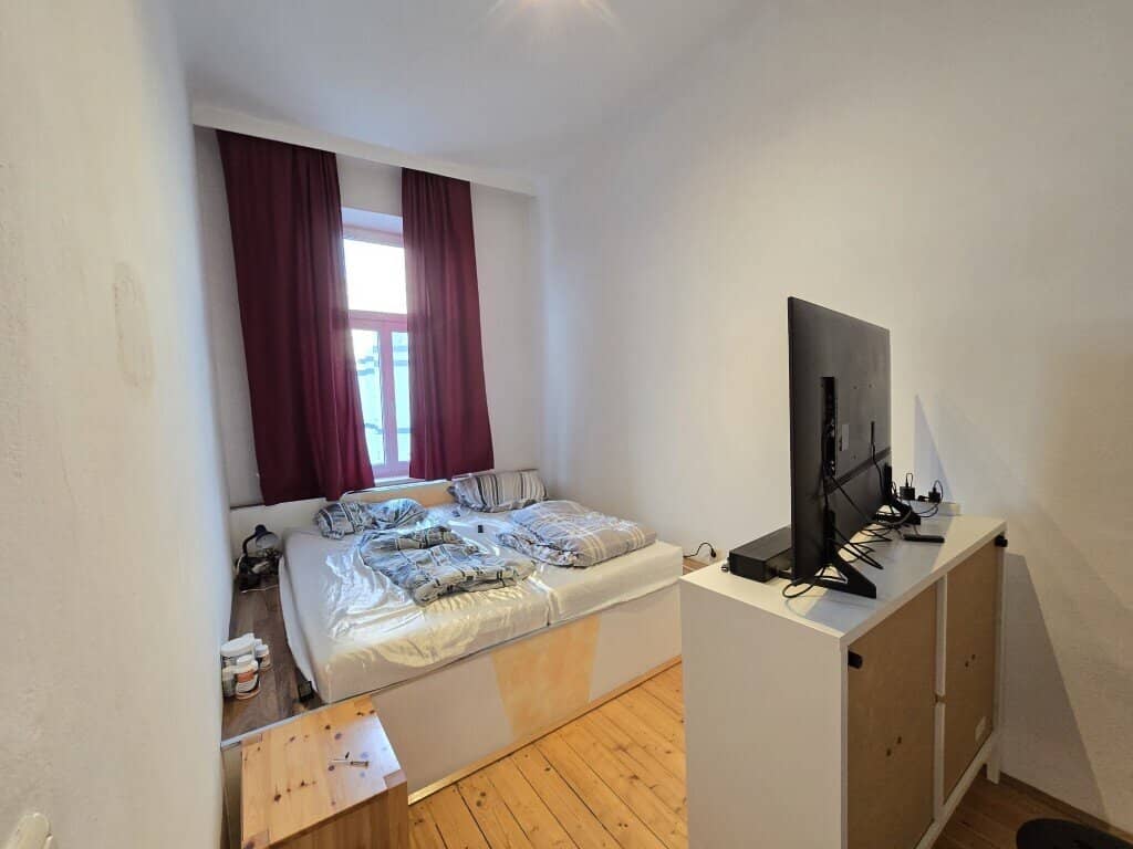 Sonnige 2 Zimmer Altbauhauptmiete