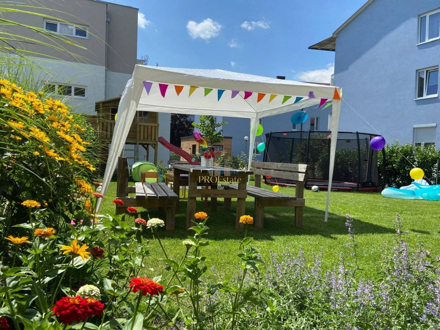 Großzügige Gartenwohnung mit vielen Highlights für anspruchsvolles Wohnen! Eigengarten ca. 300m²