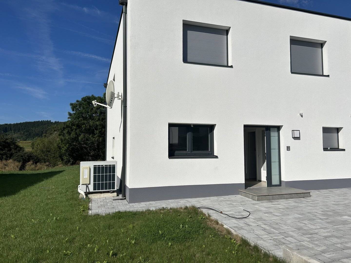 Price hit: New semi-detached house in Krumfelden, 165 m², garden, terrace, high-quality finish