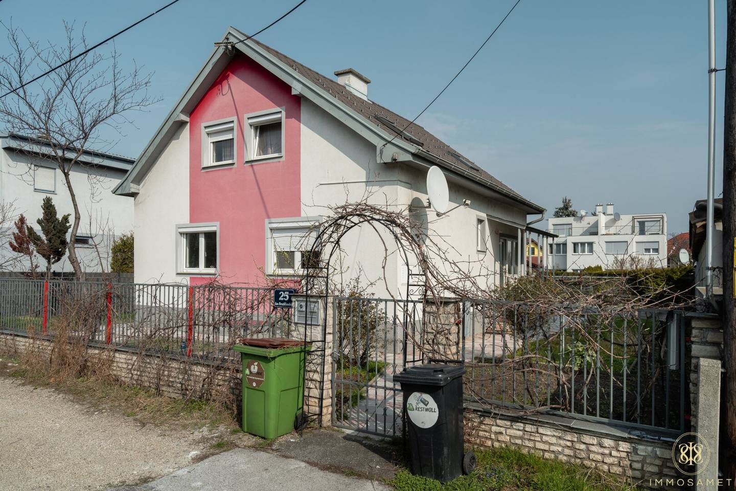 Bruckhaufen - Single family house with garden and terrace in 1210 Vienna