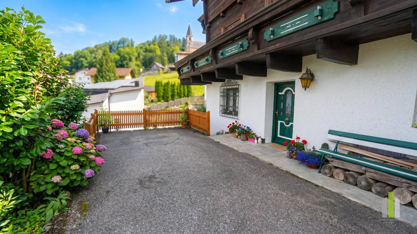 Wohnung in aussichtsreicher Lage mit Garten und Ausbaupotenzial