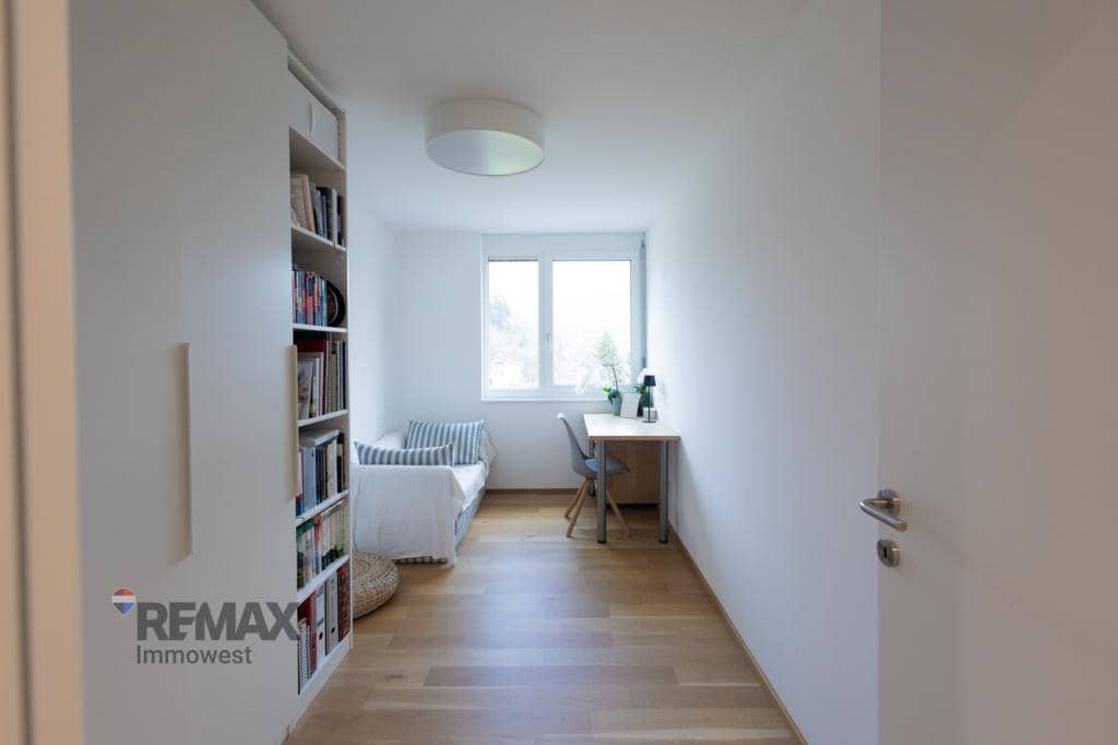 Bright apartment with large terrace and Rhine valley view