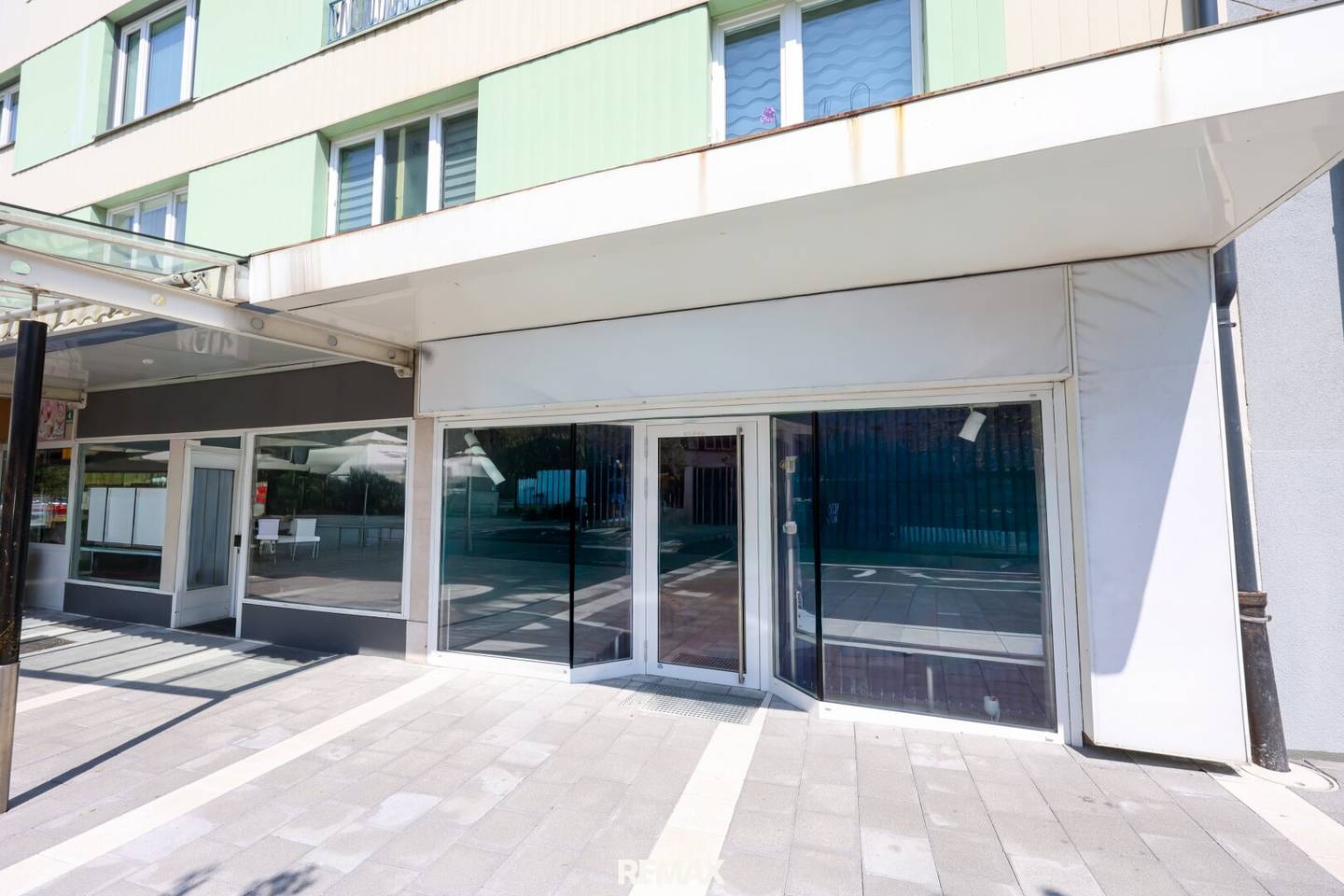Centrally located commercial space with flexible usage potential
