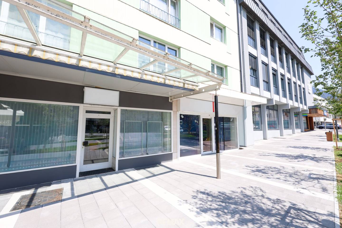 Centrally located commercial space with flexible usage potential