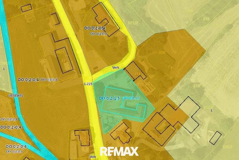 Large residential development plot, approx. 5100 m2 with up to 1.5 development density with existing buildings in 8352 Unterlamm – central location