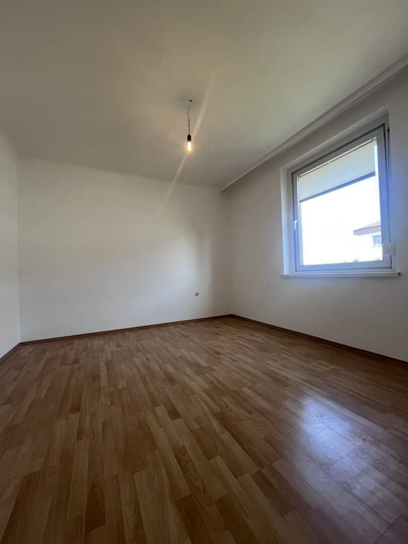 Bright 2-room rental apartment with loggia