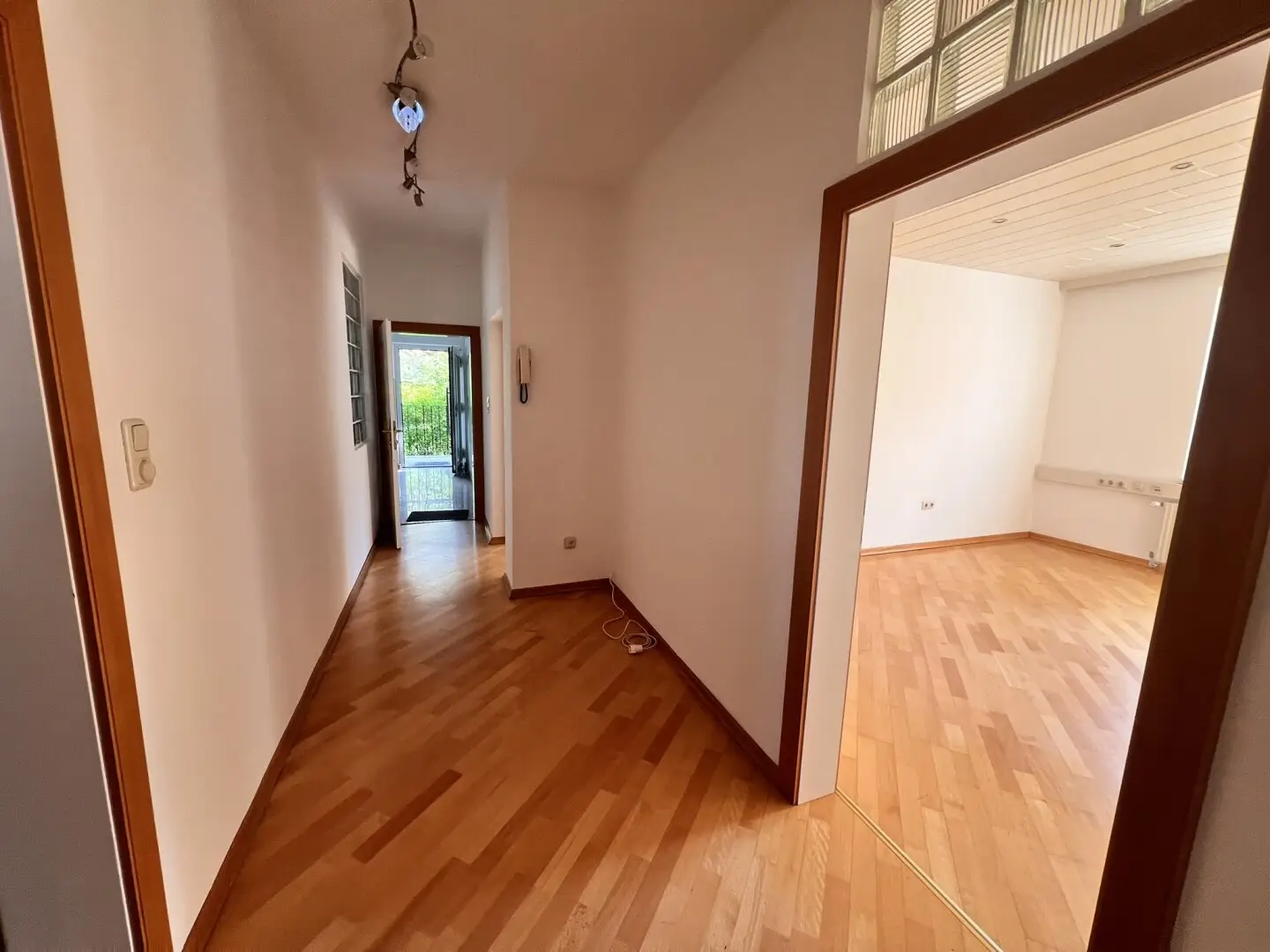 104 m² Office/Practice on the ground floor