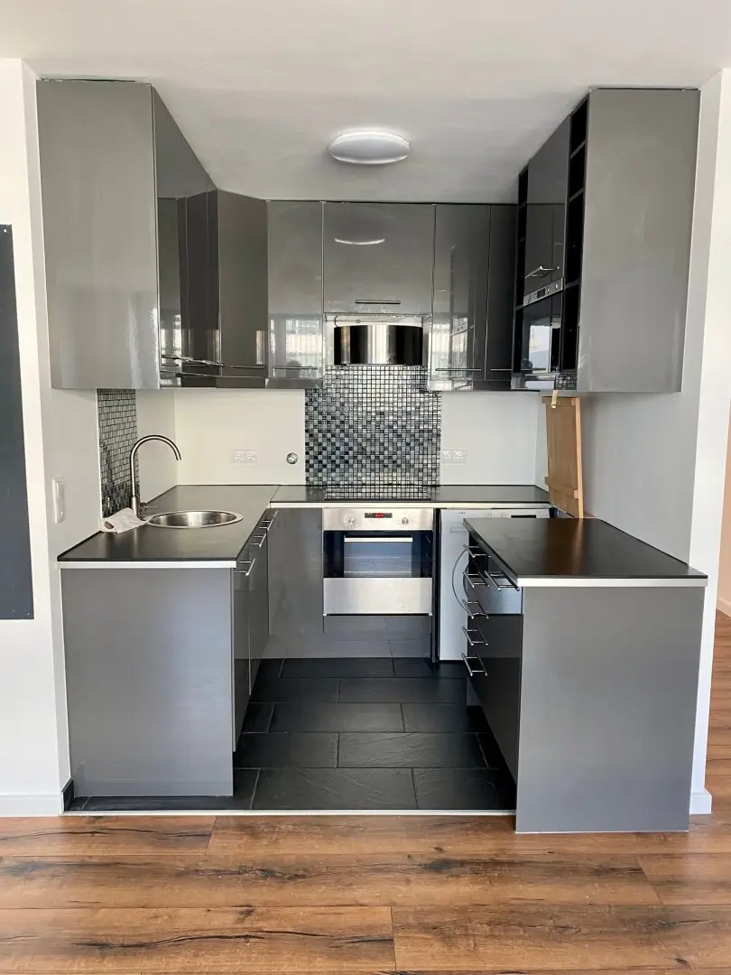 Moderne, ruhige 2 Zimmer Wohnung beim Gasometer