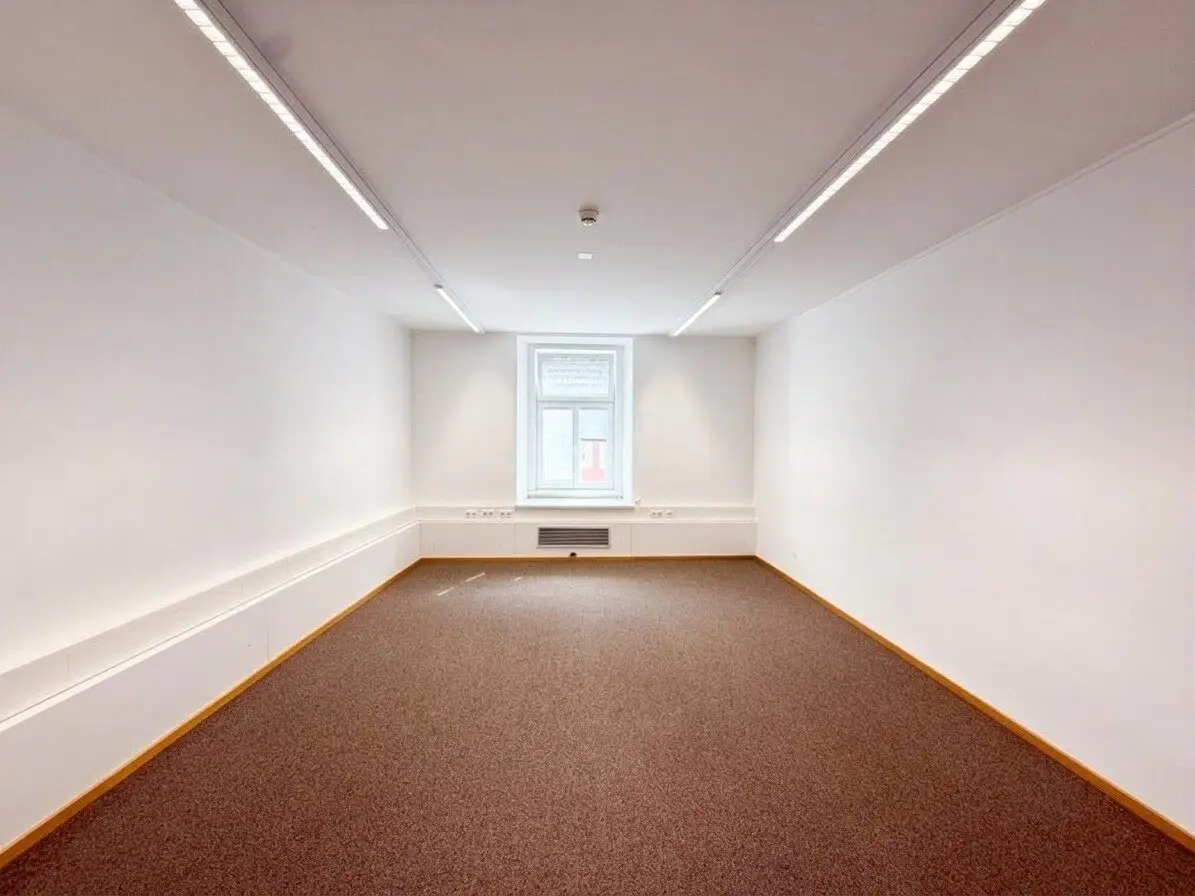Modern. Newly renovated. Top location. – Office in Mittergasse in Bruck an der Mur