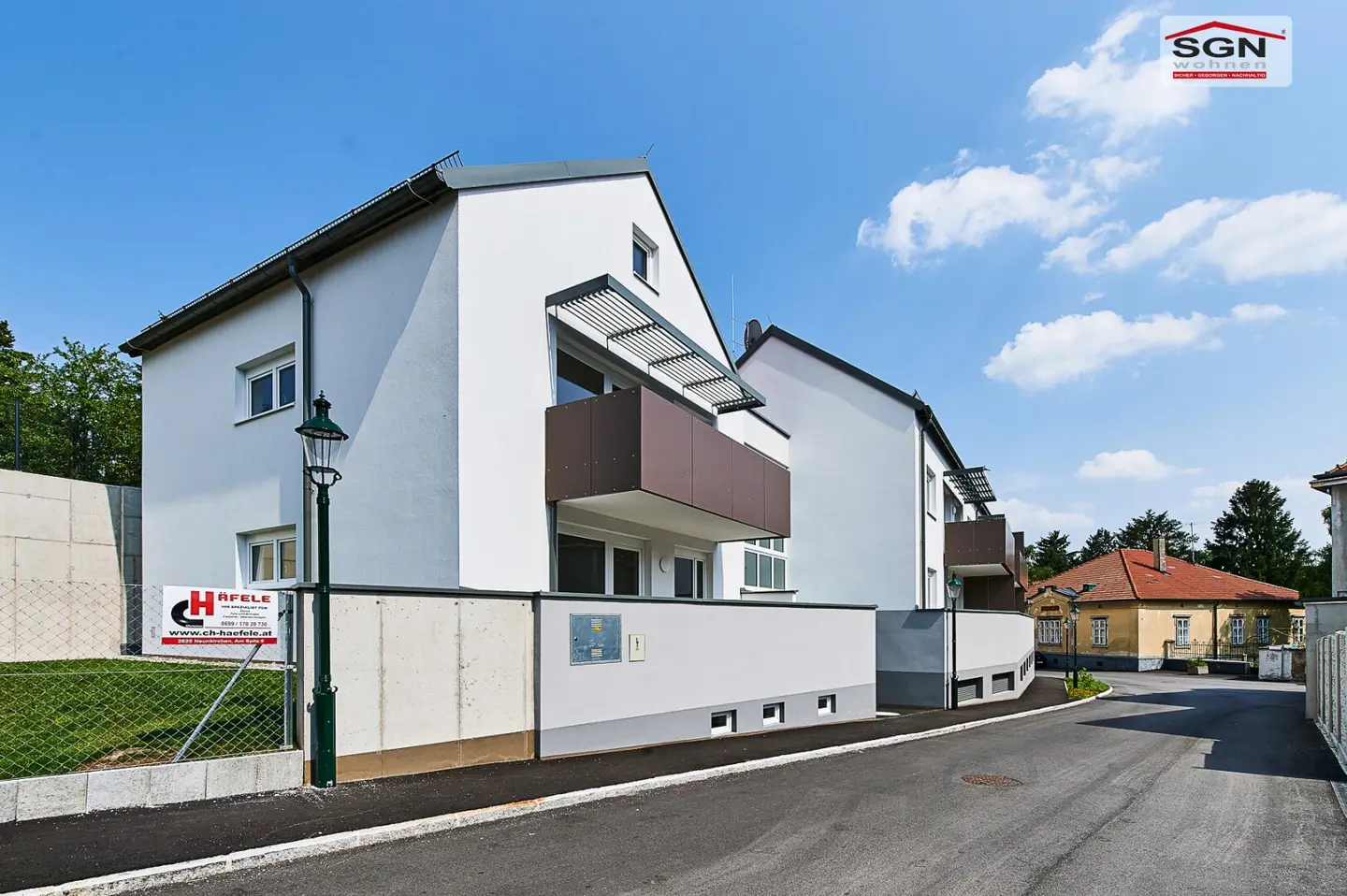Young Living in Steinabrückl