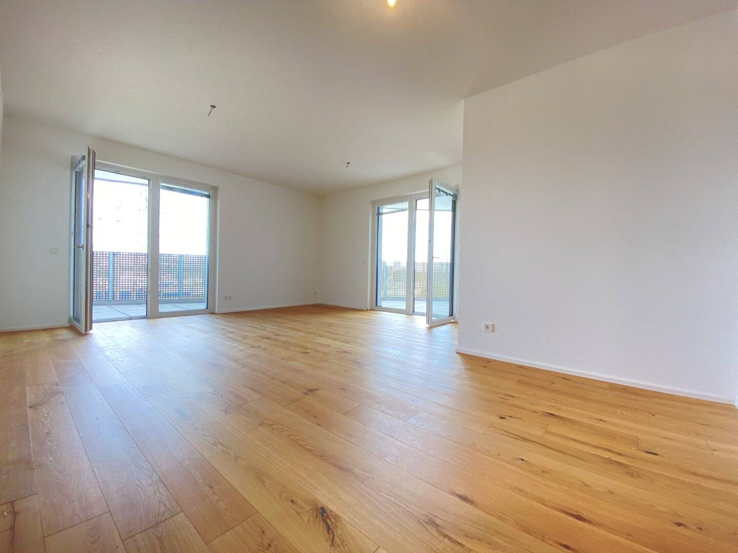 City flair &amp; natural idyll: Your perfect home awaits