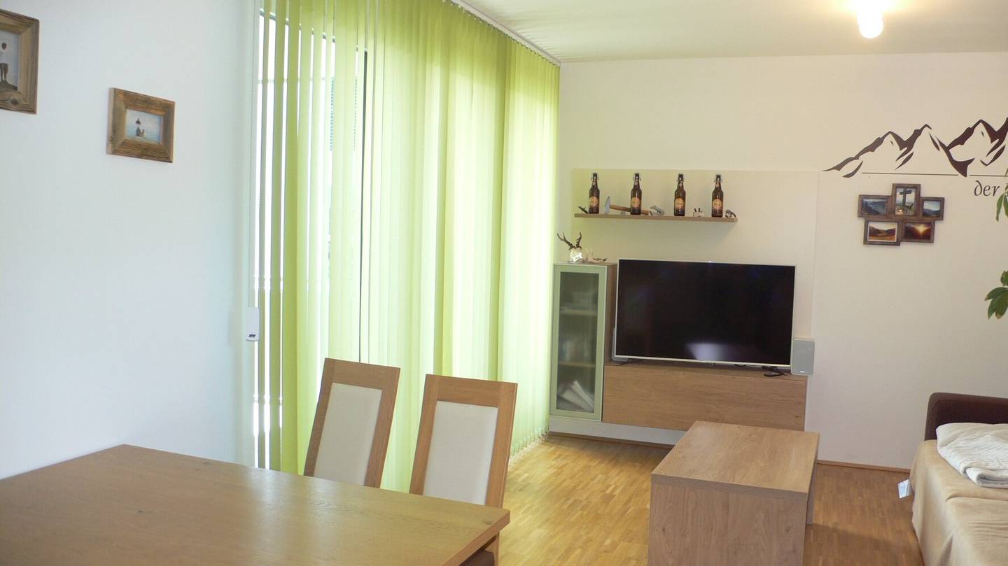 Trendy 2-room apartment Mondsee/Schlössl with sunny west balcony, lift, underground parking space and car parking space