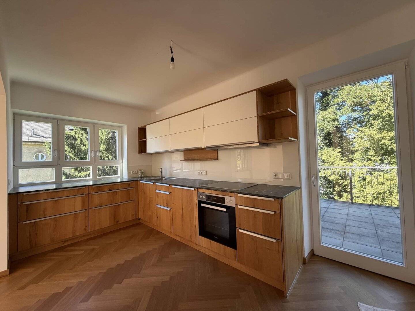 Traumlage Riedenburg: Wunderschöne Dachmaisonette mit großer Terrasse