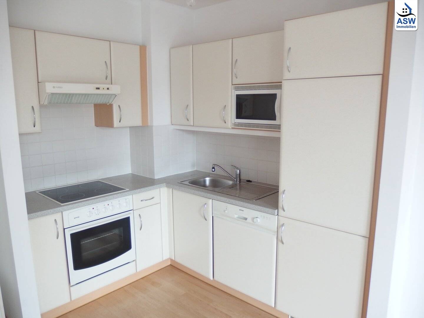 Wunderschöne 2-Zimmerwohnung mit Loggia Nähe U3 Hütteldorferstraße
