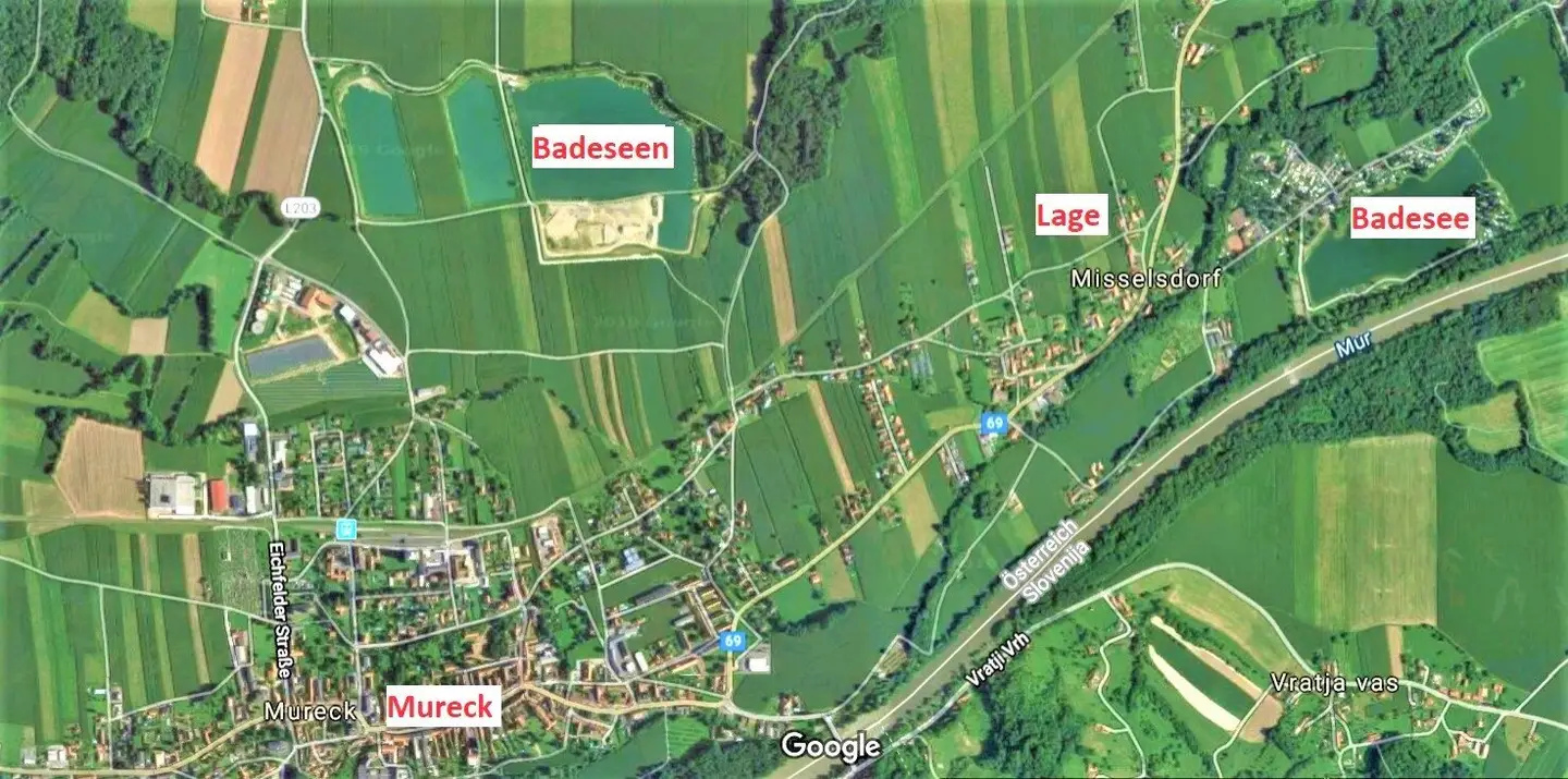Extremely sunny building plot in a quiet location