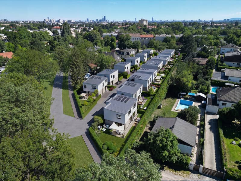 Family apartment with private garden and parking at the foot of the Bisamberg
