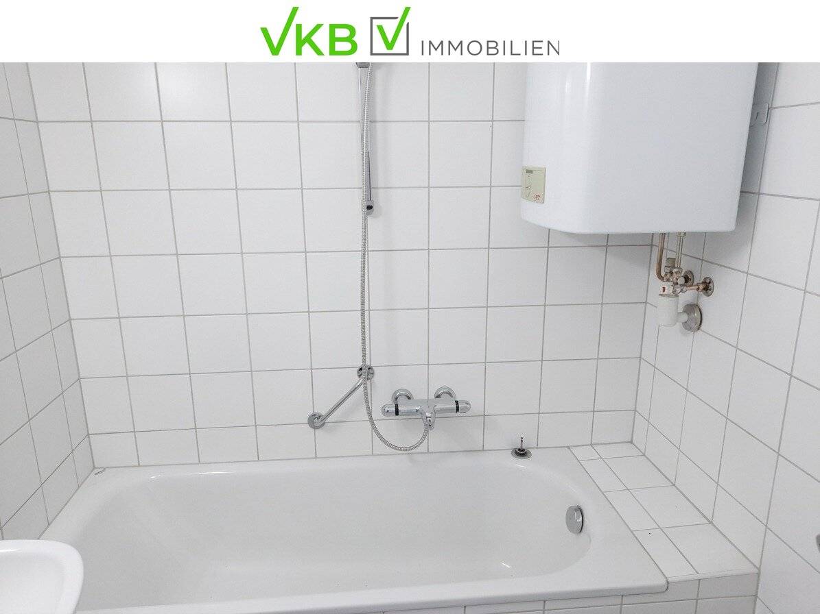 Studio apartment usable as single apartment or office