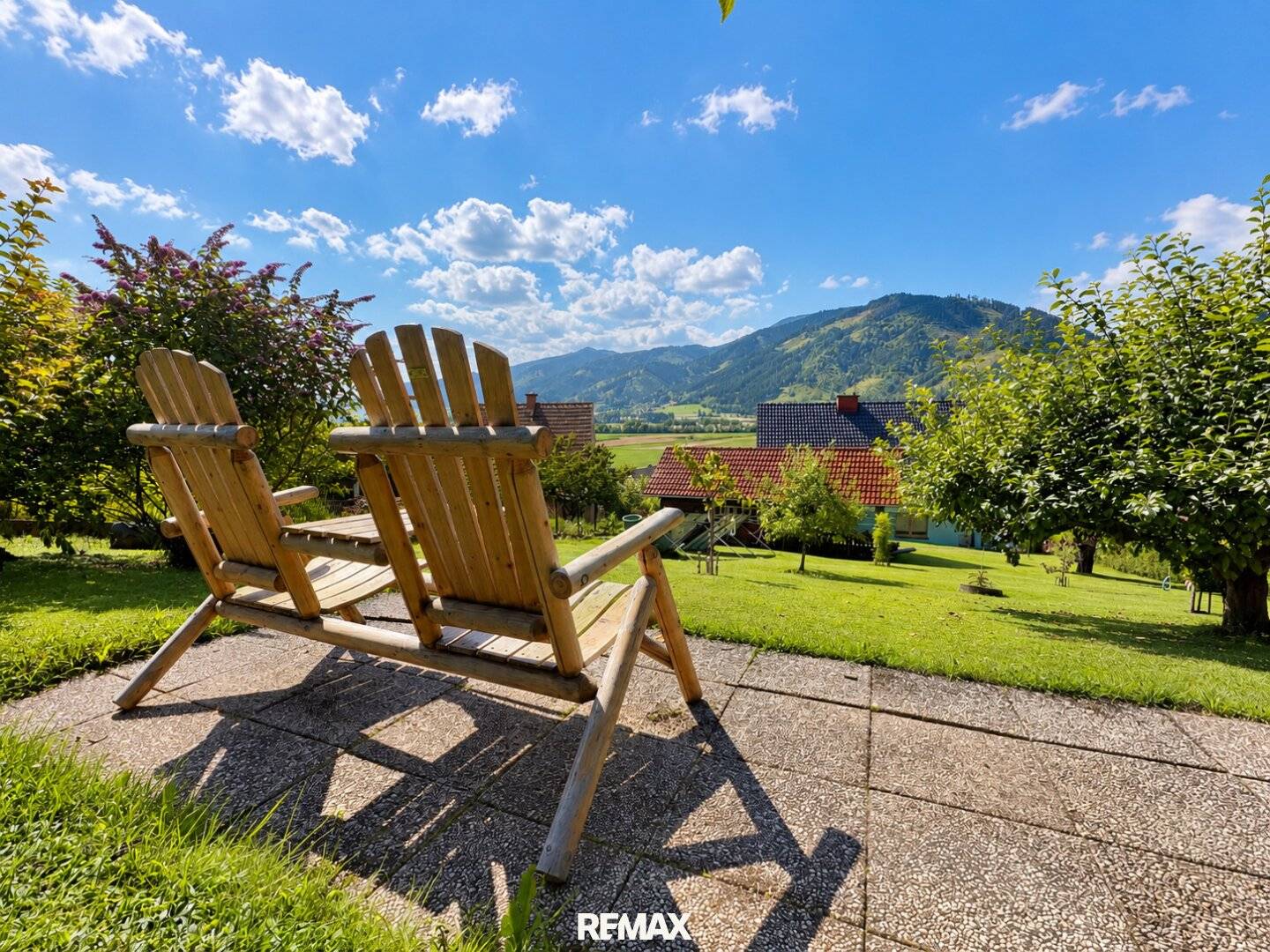Ihr Zuhause am Waldrand – viel Platz, herrlicher Garten &amp; wunderschöne Aussicht