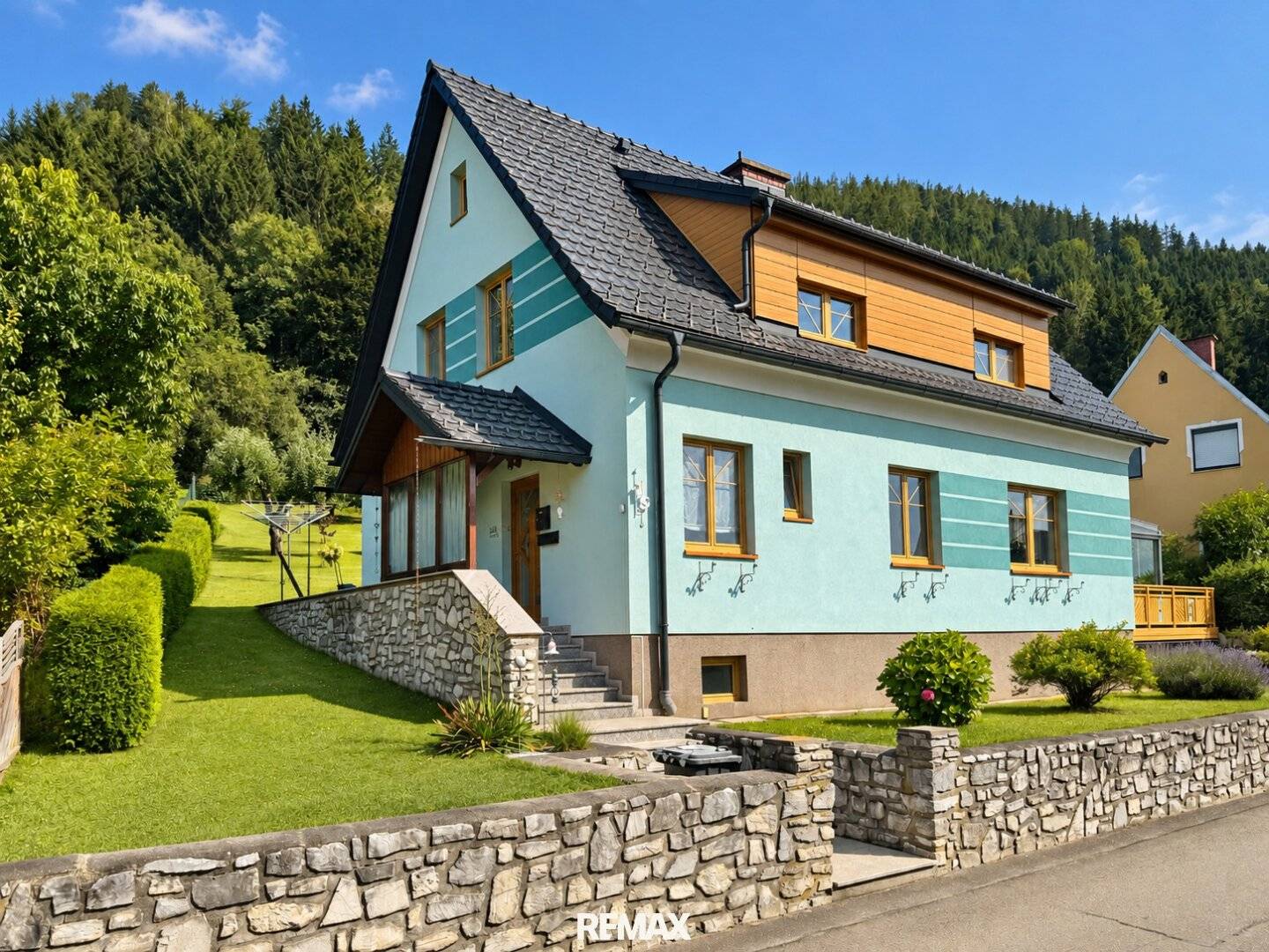 Ihr Zuhause am Waldrand – viel Platz, herrlicher Garten &amp; wunderschöne Aussicht