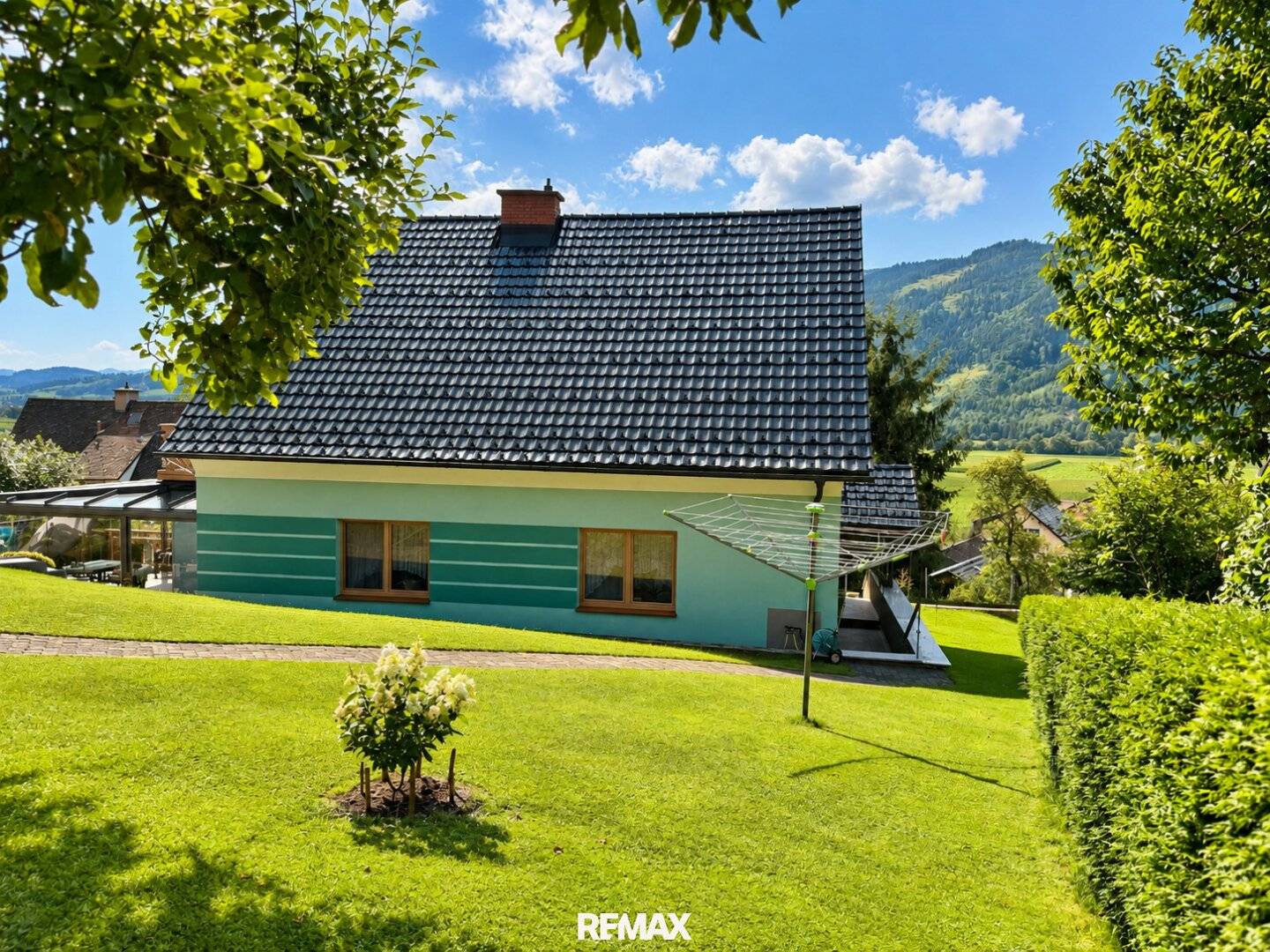 Ihr Zuhause am Waldrand – viel Platz, herrlicher Garten &amp; wunderschöne Aussicht