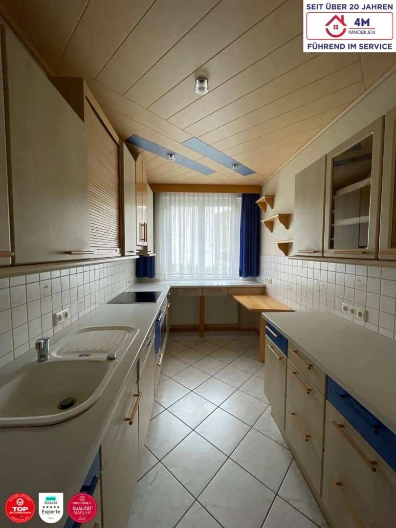 Live comfortably on an open-ended lease in Altenleutgeben and enjoy the comfort of a loggia and your own parking space