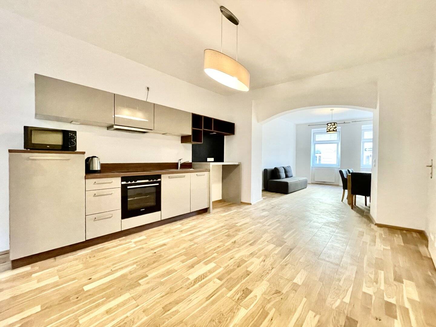 MODERNE 2 ZIMMER + GROSSER TERRASSE NAHE ELTERLEINPLATZ (U5, 43er)
