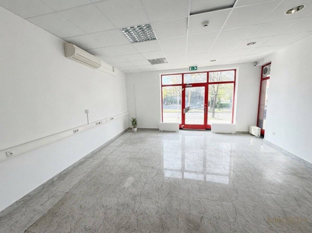 Top commercial premises I 46.32m² I near train station I St. Pölten