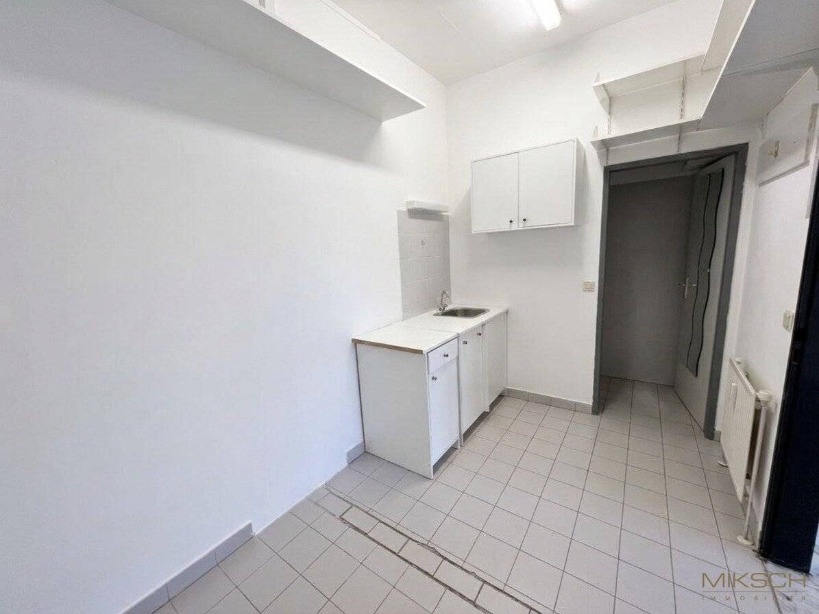 Commercial space I 37m² I with garage I near station I tea kitchen