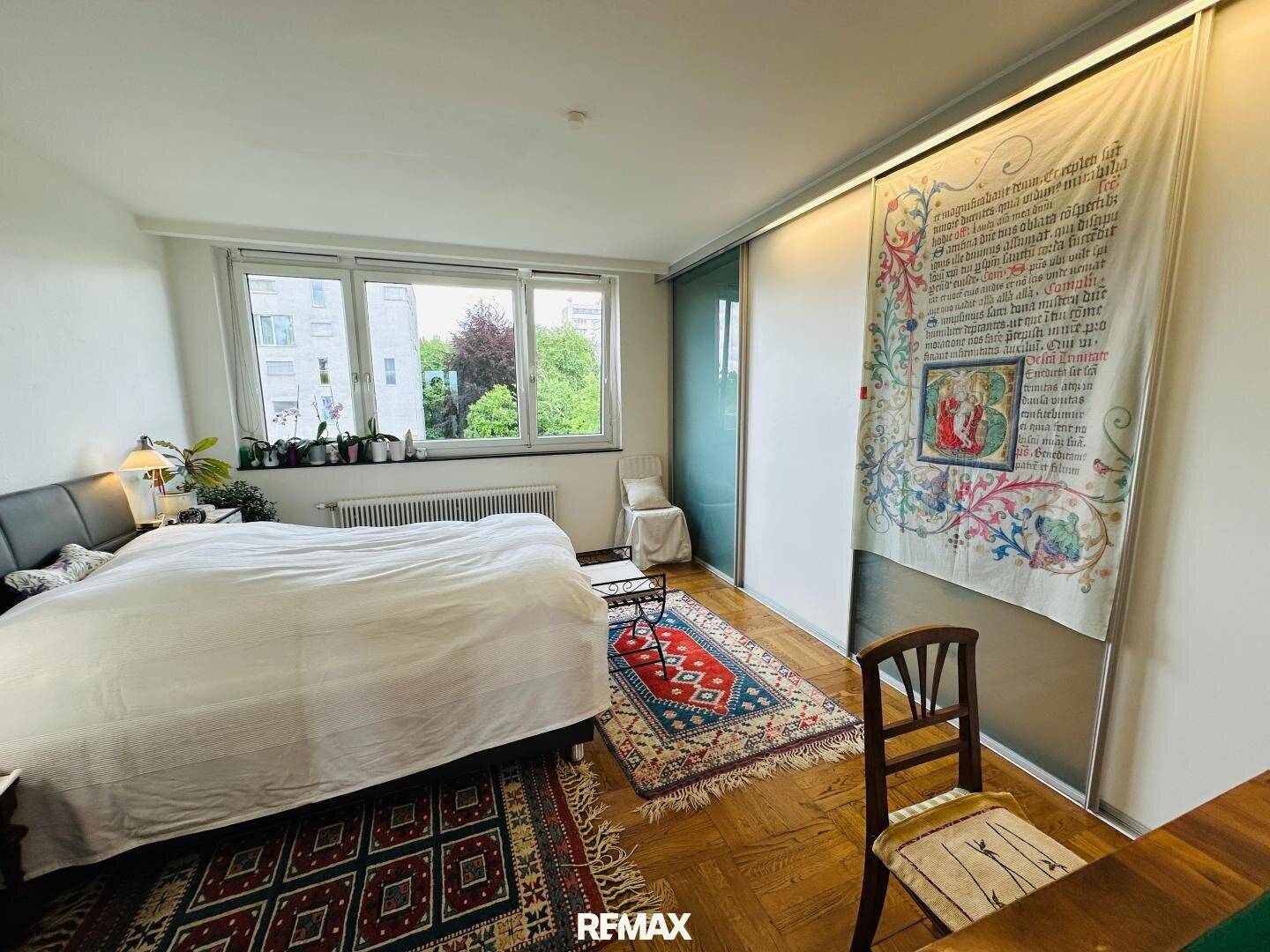 Zentrale und trotzdem ruhige Lage! Helle, großzügige 4,5-Zimmer-Wohnung mit Loggia im Bezirk Jakomini