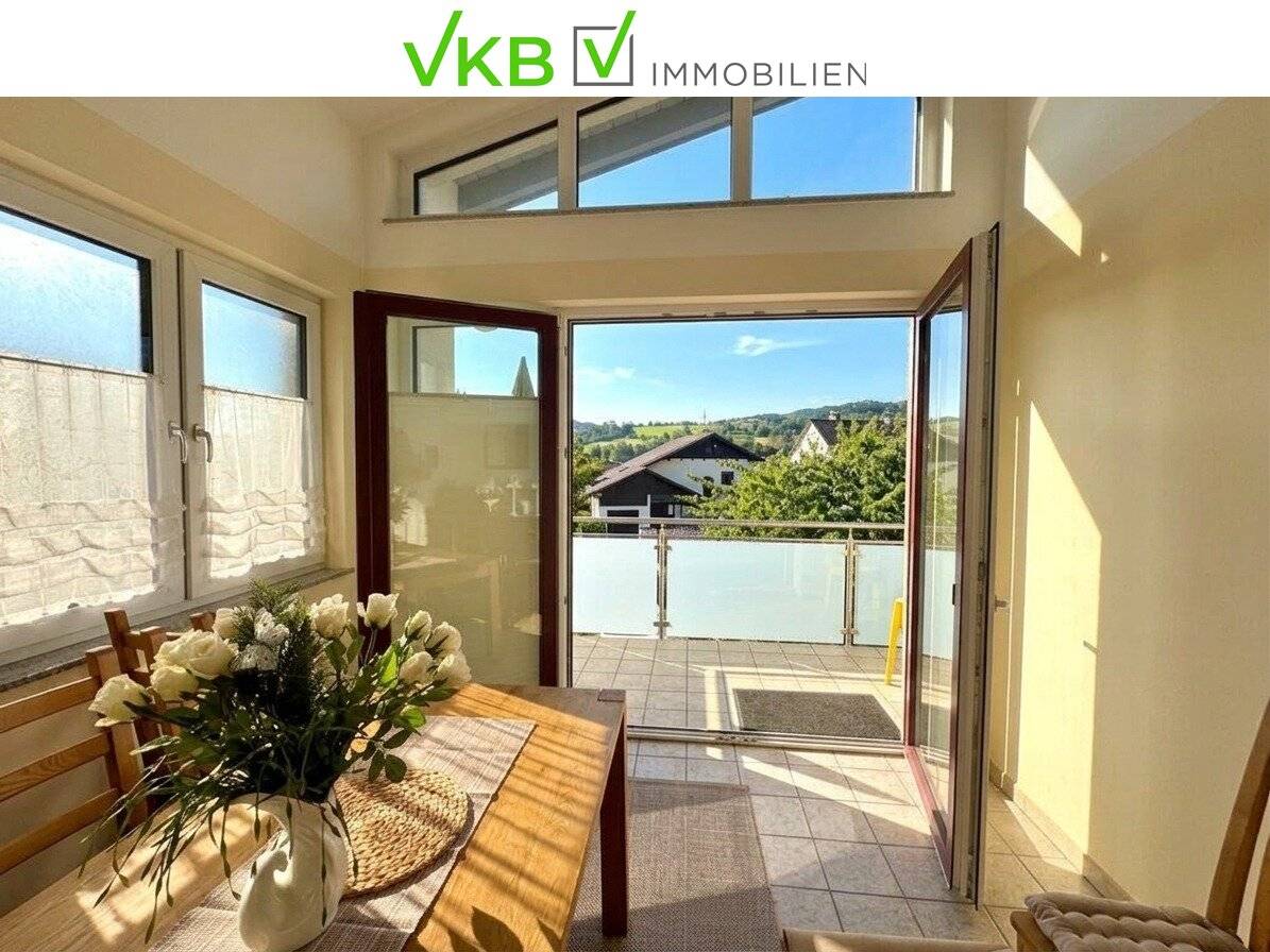 Three apartments, one home: Spacious multi-family house with pool, sauna and distant view