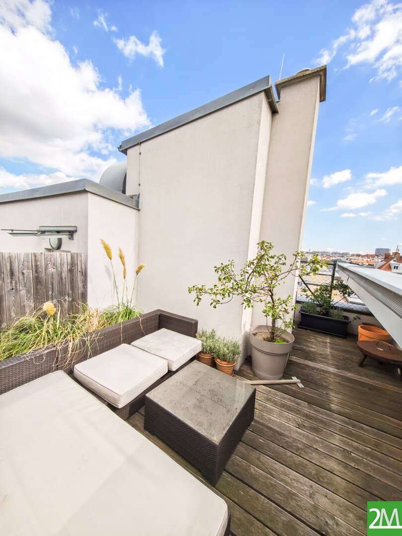 Geräumige Dachgeschoßwohnung mit schönen Außenflächen