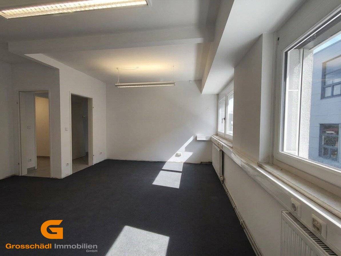First occupancy - Modernized office space in a conveniently located area in Wals-Siezenheim for rent