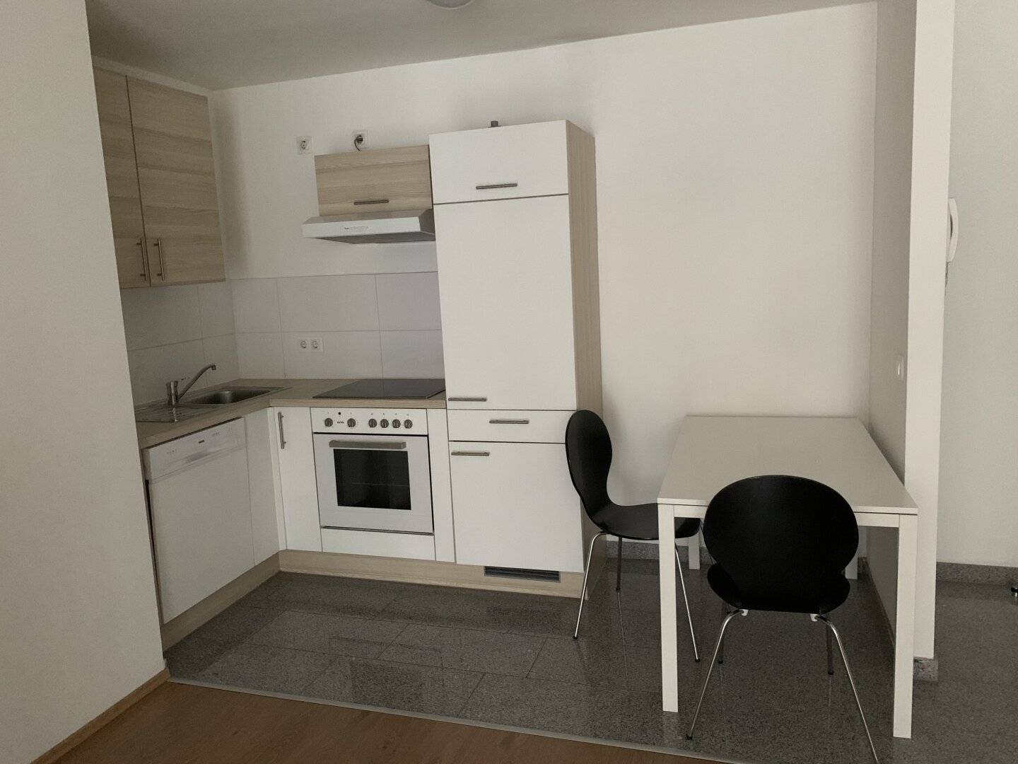 In particularly attractive location in the middle of Hetzendorf