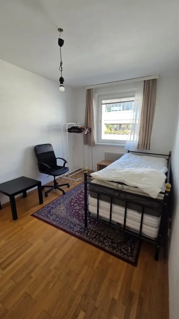Charmante 3-Zimmer-Wohnung mit Loggia in 1140 Wien I Top Lage I sanierungsbedürftig