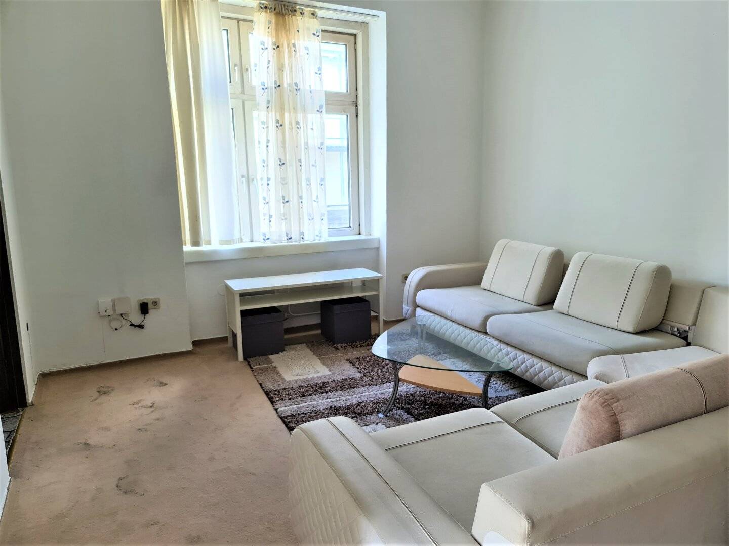 Hofseitige Garconniere mit Potenzial U3 Johnstraße